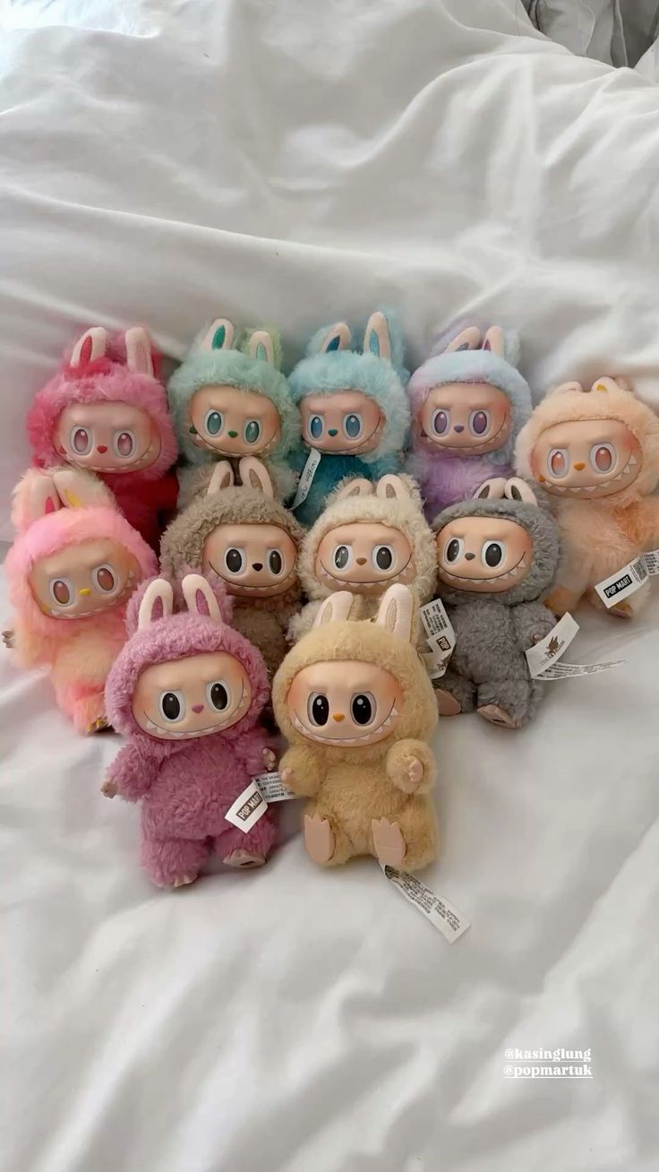 Labubu Doll Character Action Figure Design Collectible Toys Home Decorations | Multicolour