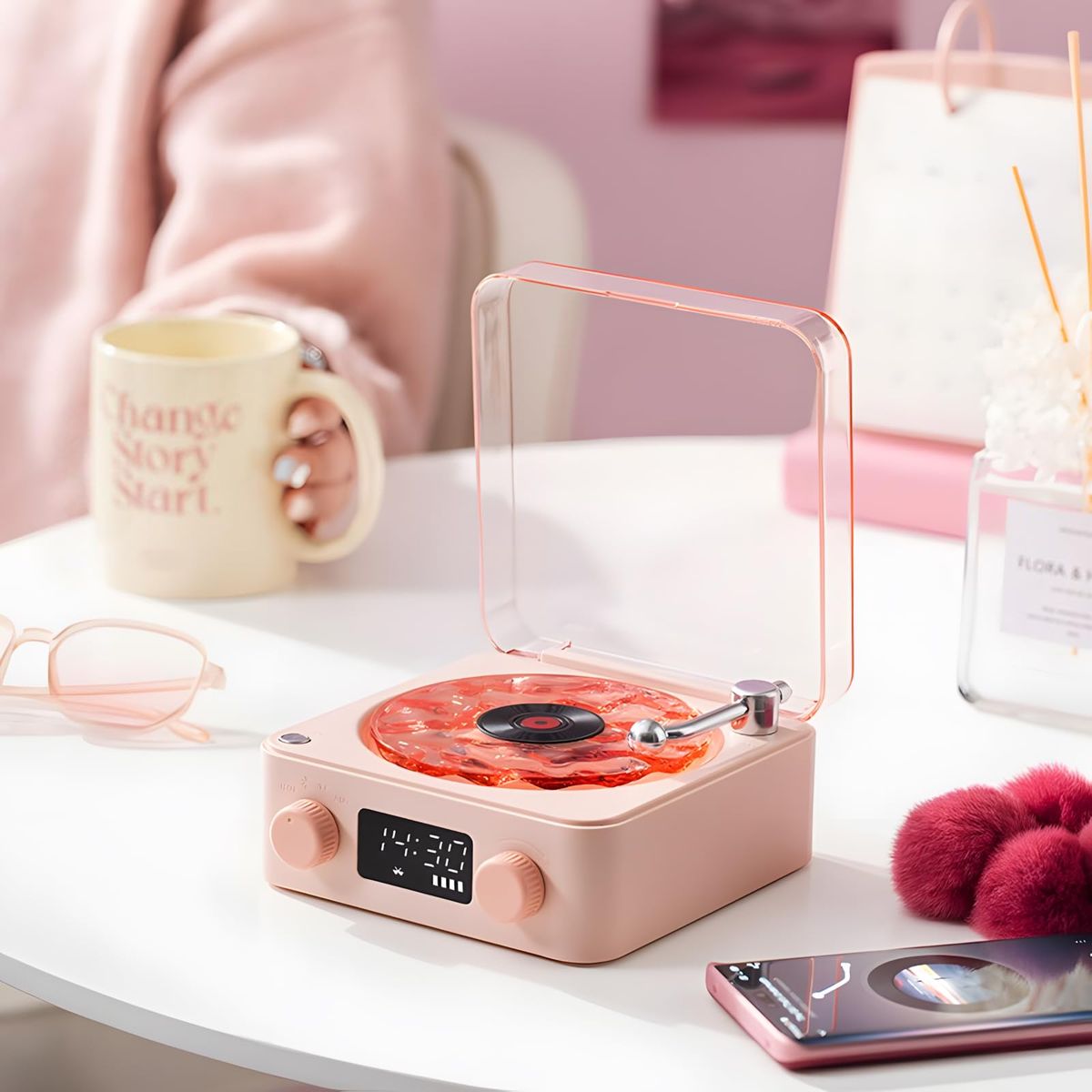 RetroWave™ 3-Speed Vinyl Player | Bluetooth + Built-in Speakers Multicoulour