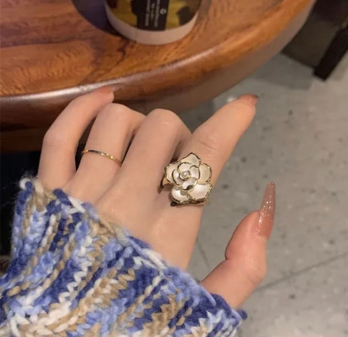 Elegant White Enamel Flower Ring