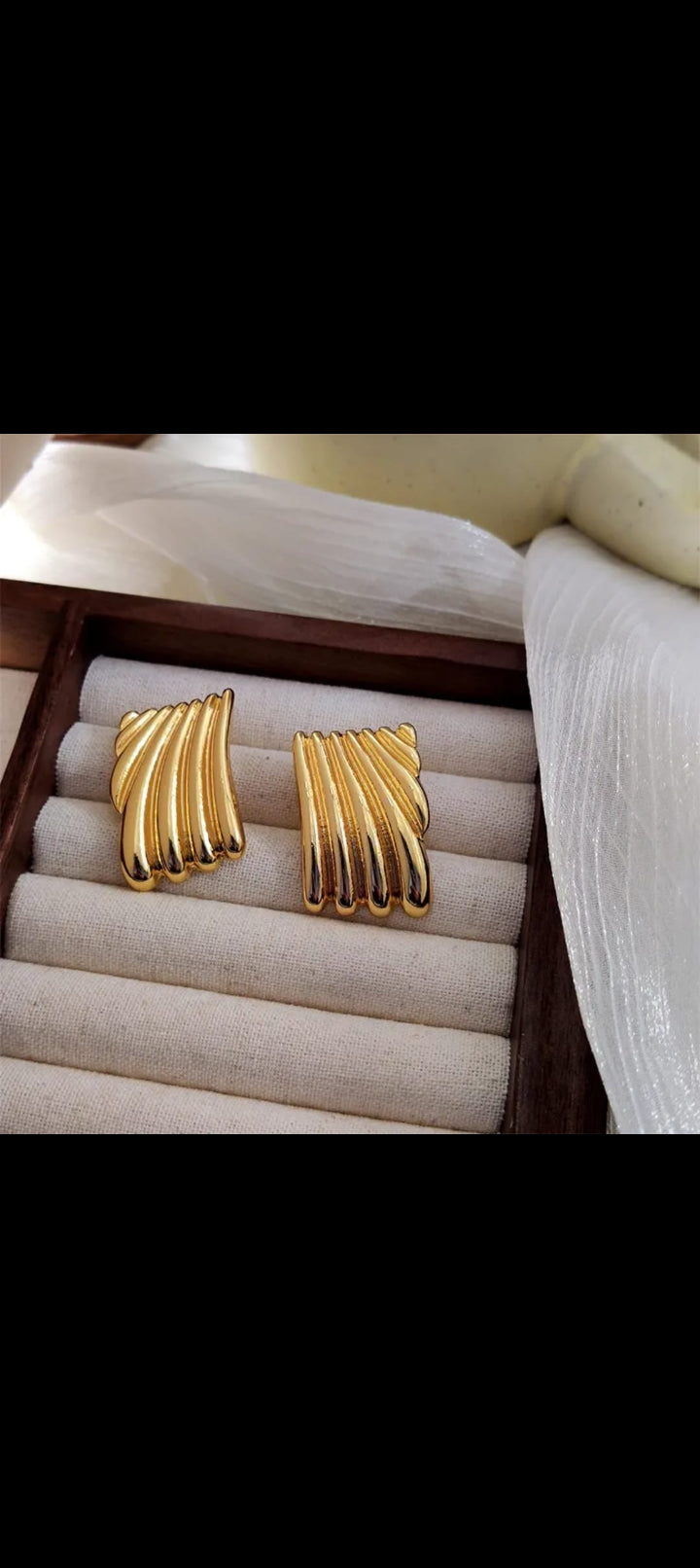 Elegant Gold-Plated Stainless Steel Earring