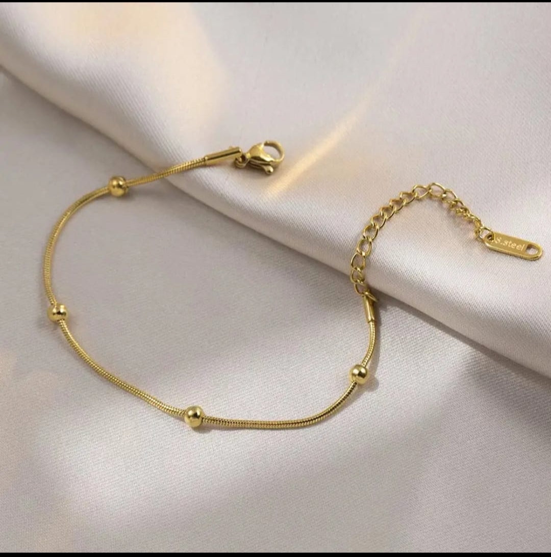 Mini Ball Chain Bracelet – Subtle Spark, Everyday Elegance