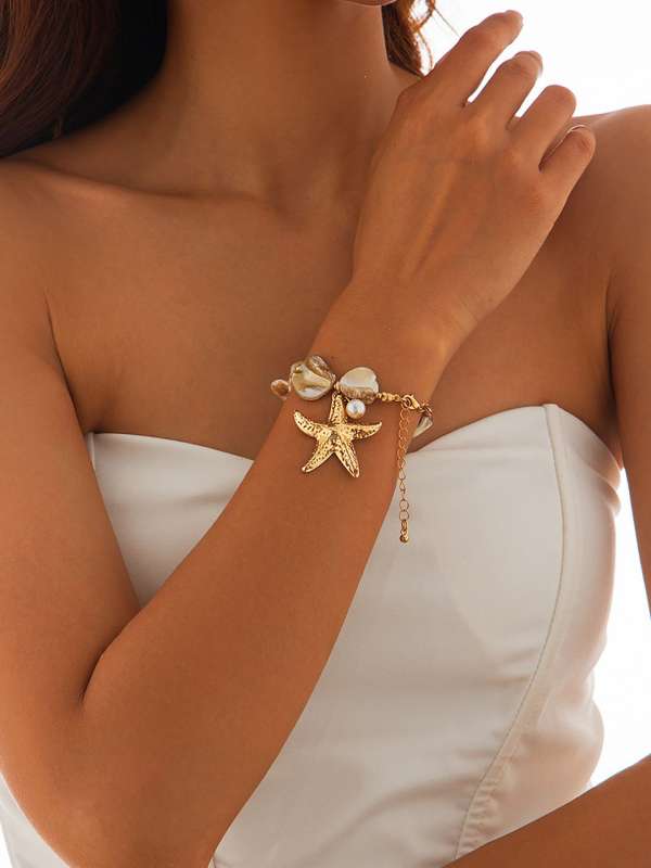 Women's Gold-Toned Sea Shell Starfish and Pearls Hanging Charm Bracelet | one size